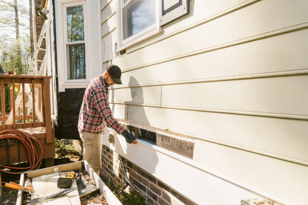 Top rated local Storm Damage Siding Repair specialists in Collinsville, CT